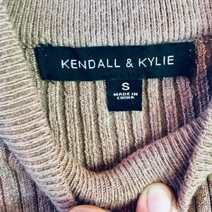 Kendall & Kylie Tops - Kendall & Kylie Taupe Sweater Crop Top Kendall & Kylie Tops - Kendall & Kylie Taupe Sweater Crop Top